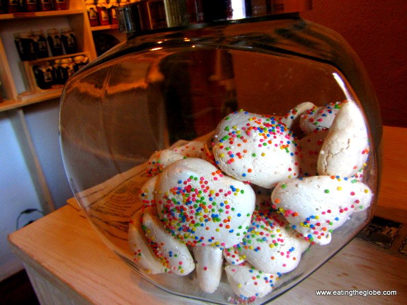 Victoriano jams and cookies