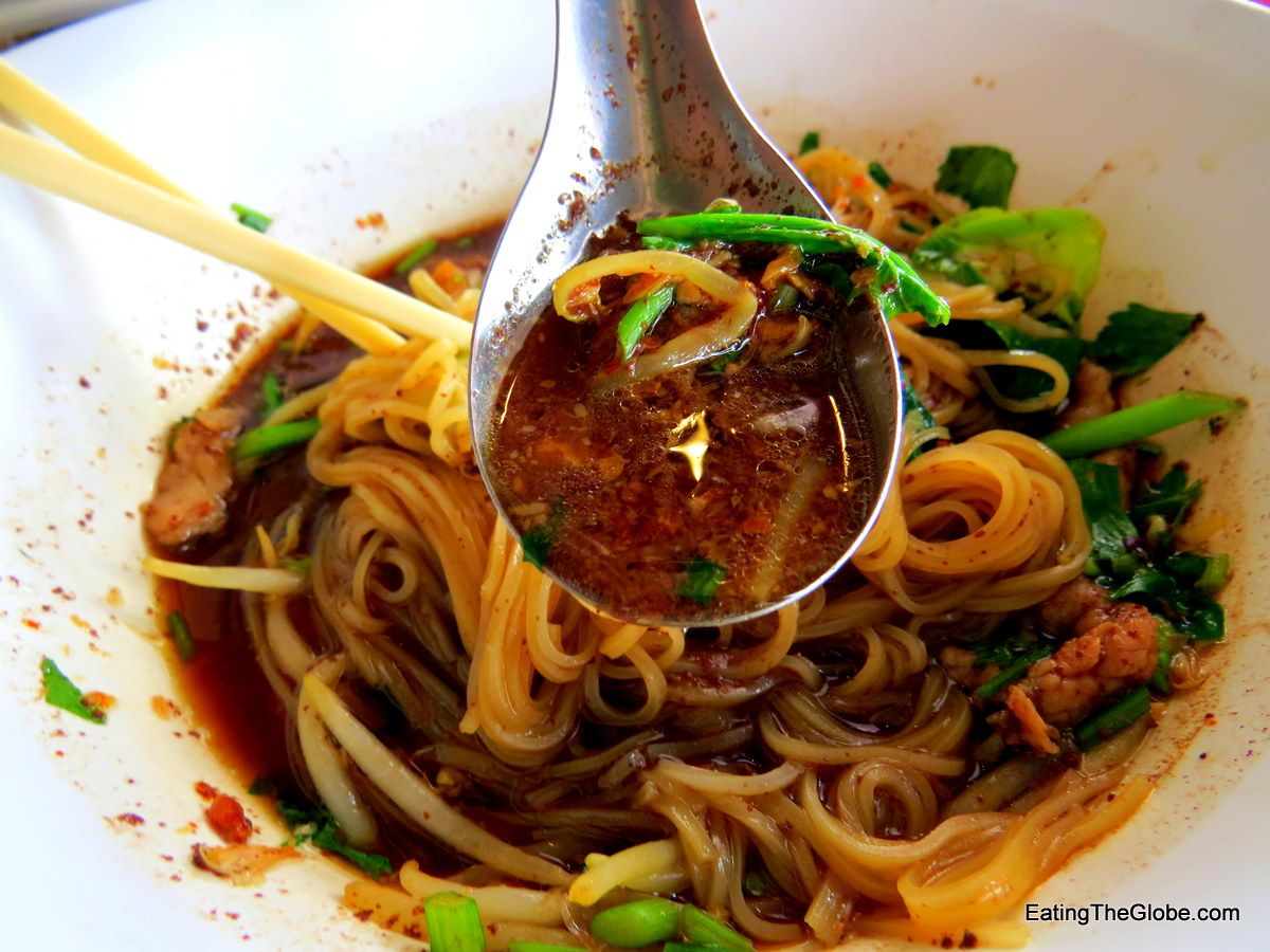 Kuay Tiew Reur Rang Sit Go-Heng In Chiang Mai