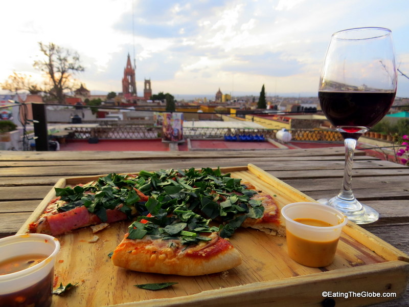 Casa Chiquita pizza San Miguel de Allende