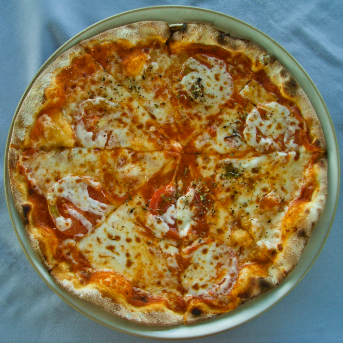 food around the world, happy pizza