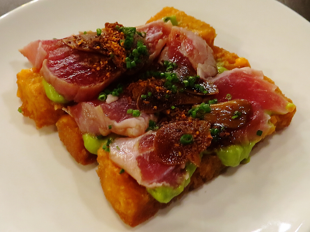 48 Hours In Hawaii: The Best Oahu Restaurants To Eat At