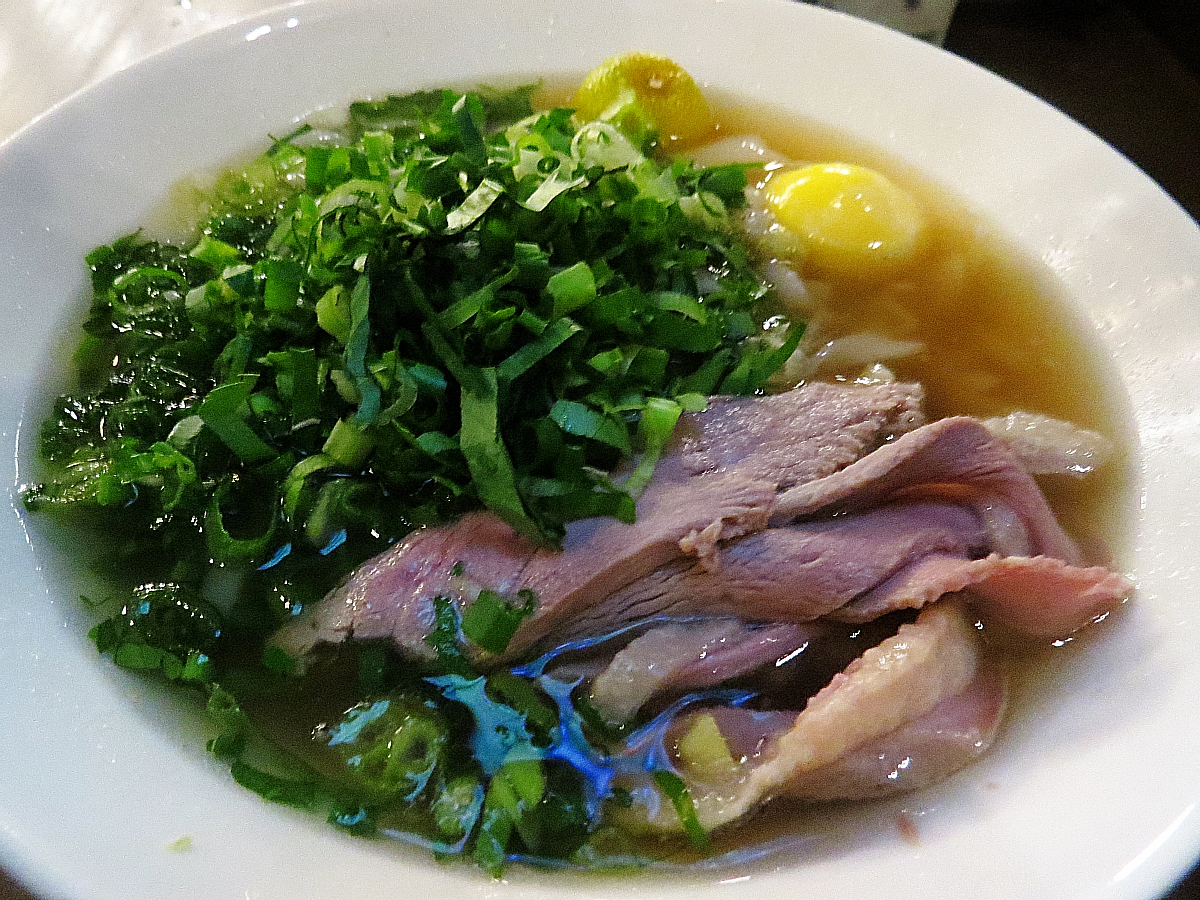 48 Hours In Hawaii: The Best Oahu Restaurants To Eat At